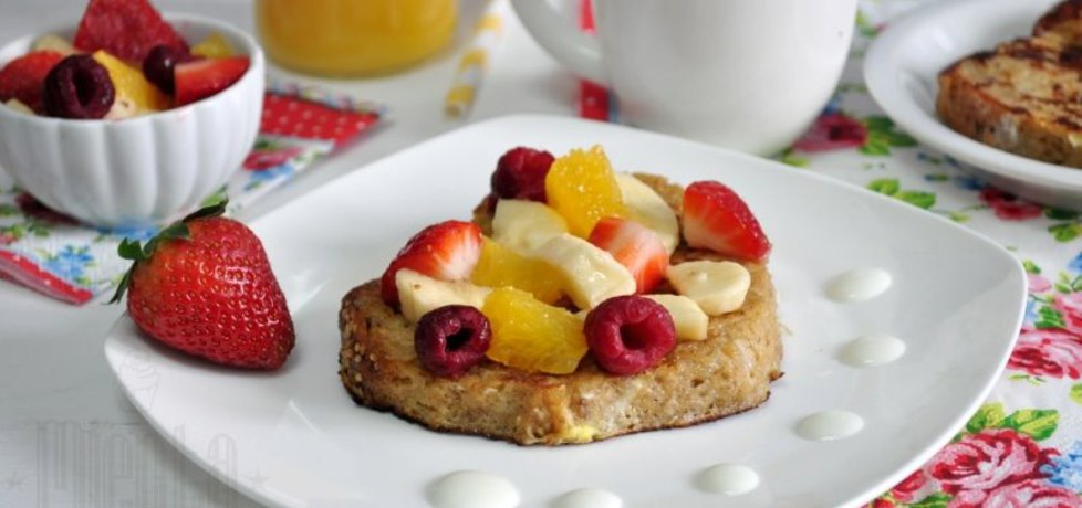 Pełnoziarniste tosty francuskie z owocami (autor: mienta ...
