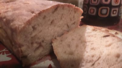 Chleb pszenny z prażoną cebulką