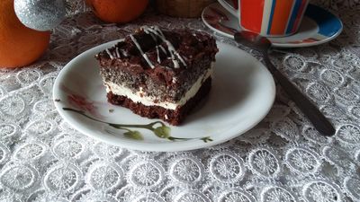 Alpejsko makowe ciasto z pijanymi rodzynkami w czekoladzie ...