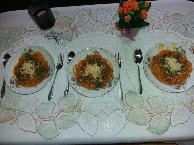 Przepis  makaron z sosem czyli spaghetti przepis