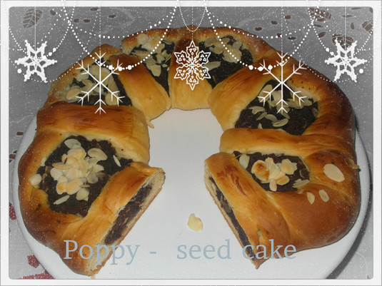 Świąteczna makowa gwiazda  poppy  seed cake