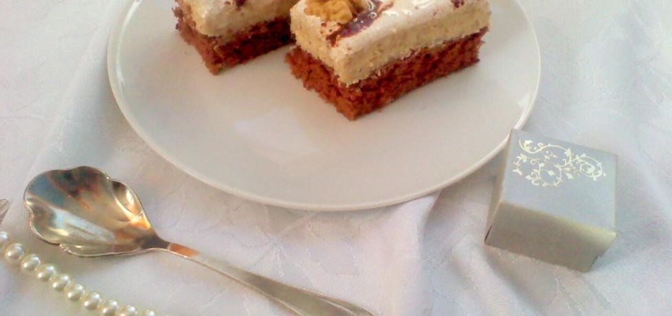 Ciasto z nugatem i orzechami (autor: mira85)