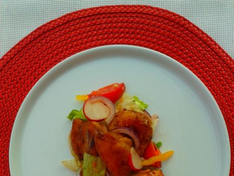 Przepis  sałatka z miodowym kurczakiem przepis