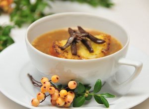 Zupa grzybowa z grzankami  prosty przepis i składniki