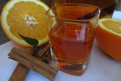 Likier pomarańczowy (liquore all'arancia speziato ...