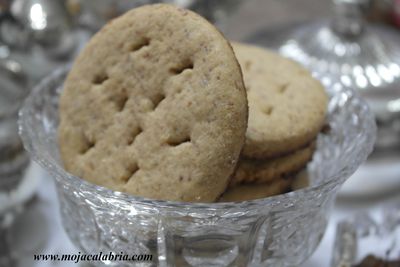 Ciasteczka trawienne (biscotti digestive, digestive biscuits ...