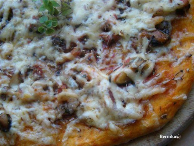 Przepis kulinarny: pizza frutti di mare. gotujmy.pl
