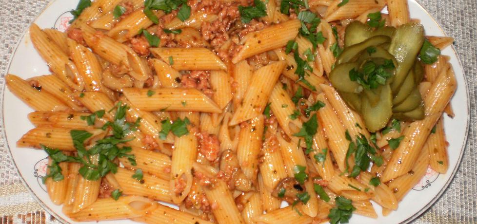 Penne z sosem prawie bolognese aromatyzowanym prawdziwkami ...