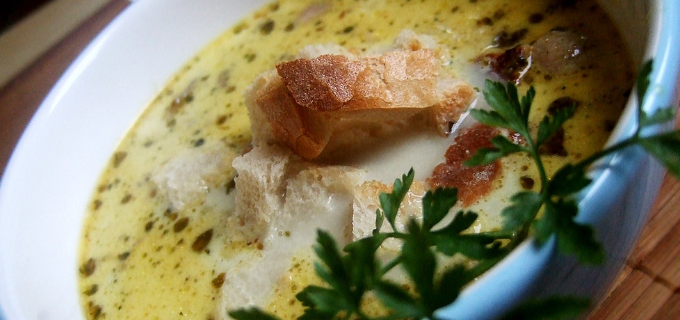 Zupa camembert z pieczarkami i grzankami (autor: rosik93 ...