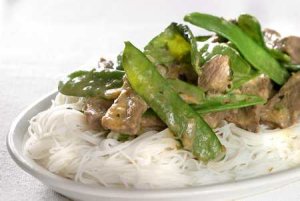 Curry z wołowiną po tajsku  prosty przepis i składniki