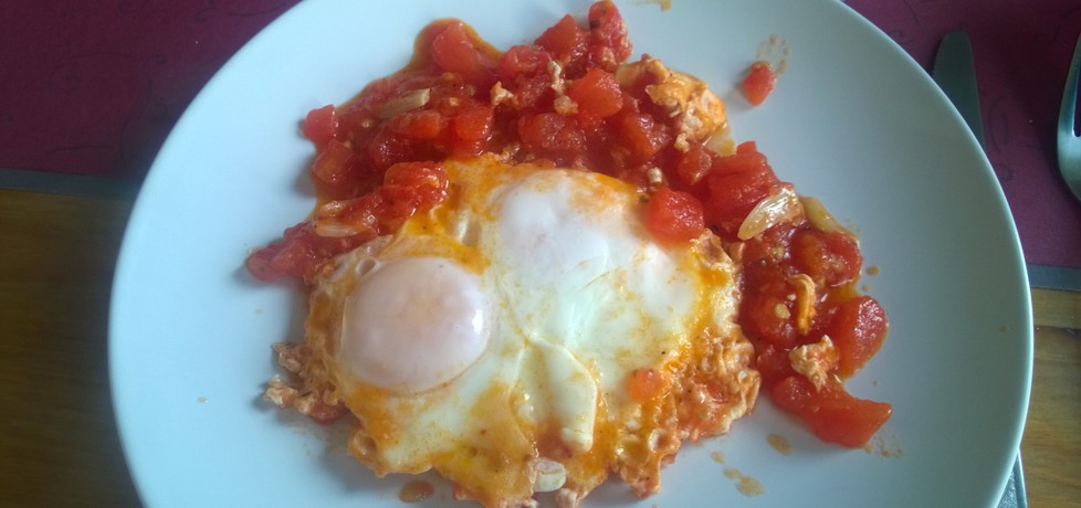 Jajko w pomidorach (autor: asiczekz)