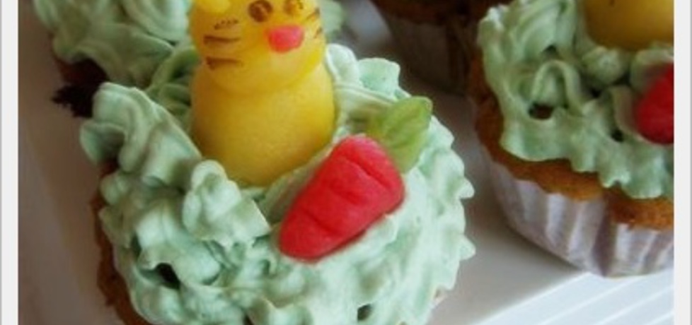 Wielkanocne muffinki marchewkowe z krówkami (autor: russkaya ...