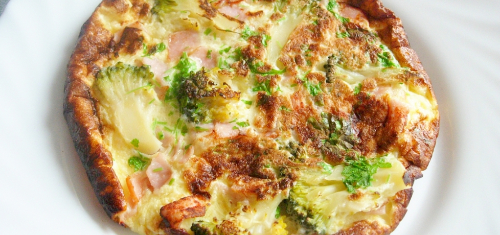 Omlet z szynką, brokułem i pietruszką (autor: martynia6 ...