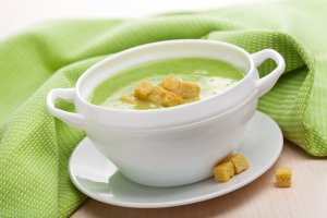 Zielona zupa z groszku  prosty przepis i składniki