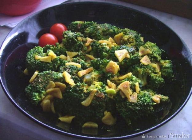 Brokuły w zasmażce curry :d