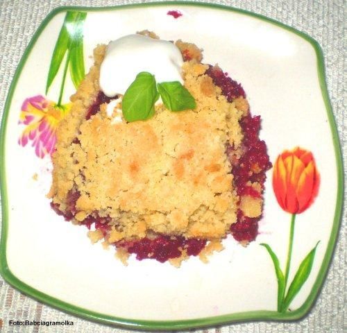 Przepis  crumble wiśniowo – malinowe przepis