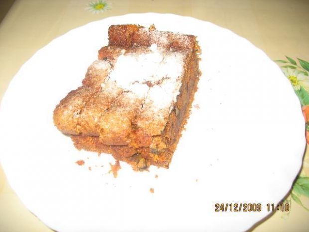 Przepisy kulinarne: ciasto marchewkowe jak piernik :gotujmy.pl