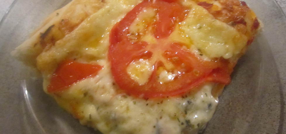 Pizza margerita z serem pleśniowym i pomidorami (autor: kate131 ...