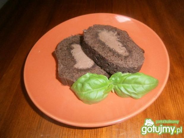 Przepis  czekoladowa rolada z kremem z nutelli przepis