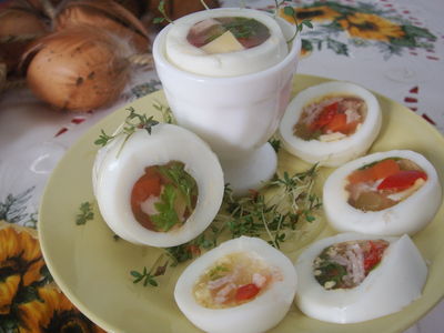 Galareta w jajkach