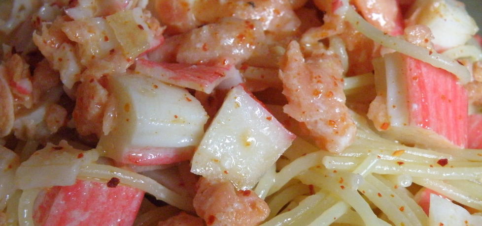 Spaghetti z wędzonym łososiem i surimi (autor: habibi ...