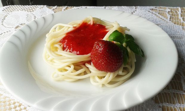 Przepis  spaghetti z truskawkami przepis