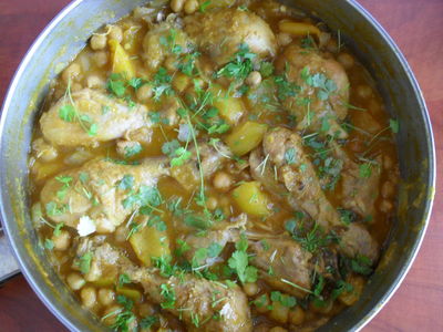 Żółte curry pukka według jamiego olivera