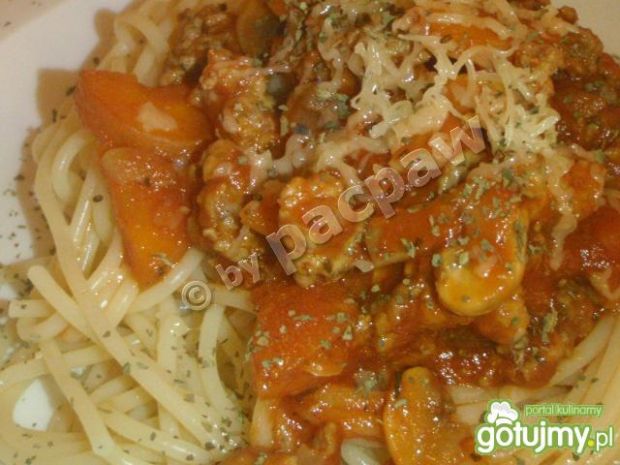 Przepis  spaghetti warzywno-mięsne przepis