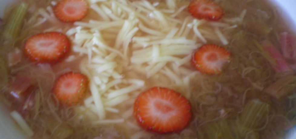 Zupa rabarbarowa z makaronem (autor: ilka86)