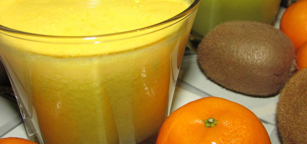 Sok z pomarańczy, mandarynek i kiwi (autor: benita ...