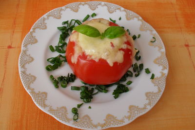 Pomidory zapiekane z jajkiem