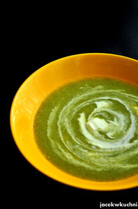 Zupa krem z brokułów i czosnku