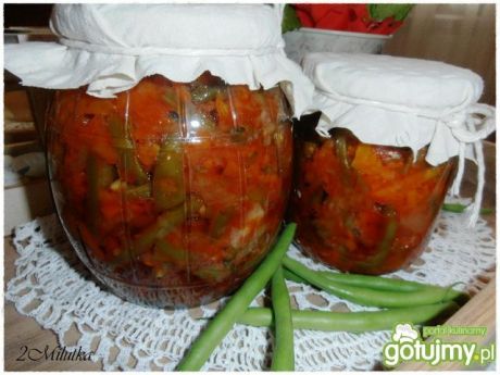 Przepis  sałatka z fasolki szparagowej z cebulką przepis