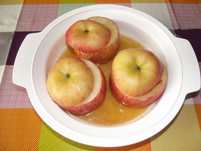 Jabłka pieczone w 4 minuty