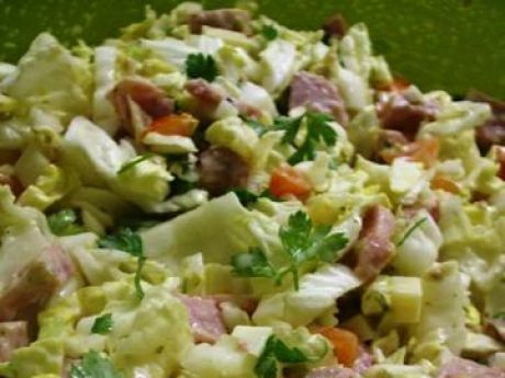 Przepis  salatka z biala kielbasa i pekinska przepis