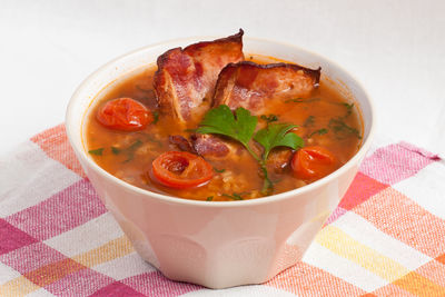 Rozgrzewająca zupa z soczewicą, kasztanami i pomidorami ...