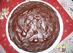 Ciasto czekoladowe z orzechami