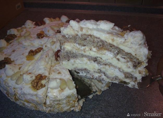Tort orzechowo-migdałowy
