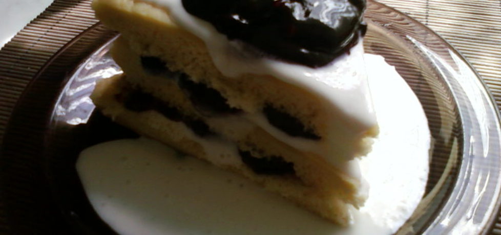 Tort omletowy z jagodami (autor: wedith1)