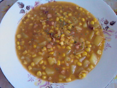Zupa ziemniaczana z kukurydzą