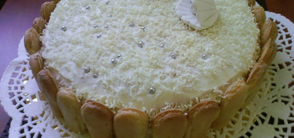 Tort śmietankowy z białą czekoladą i perełkami (autor: wedith1 ...