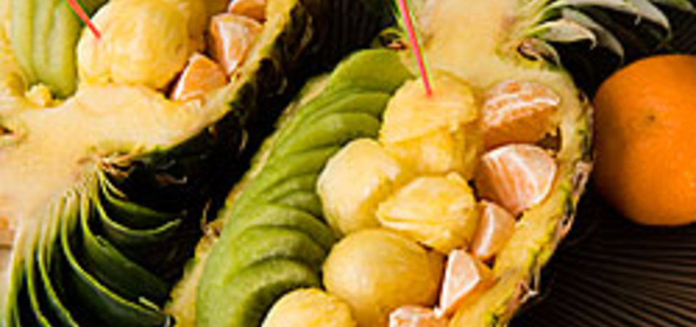 Owoce w ananasie (autor: kulinarny-smak)