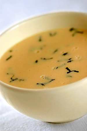 Zupa jogurtowo-miętowa  prosty przepis i składniki