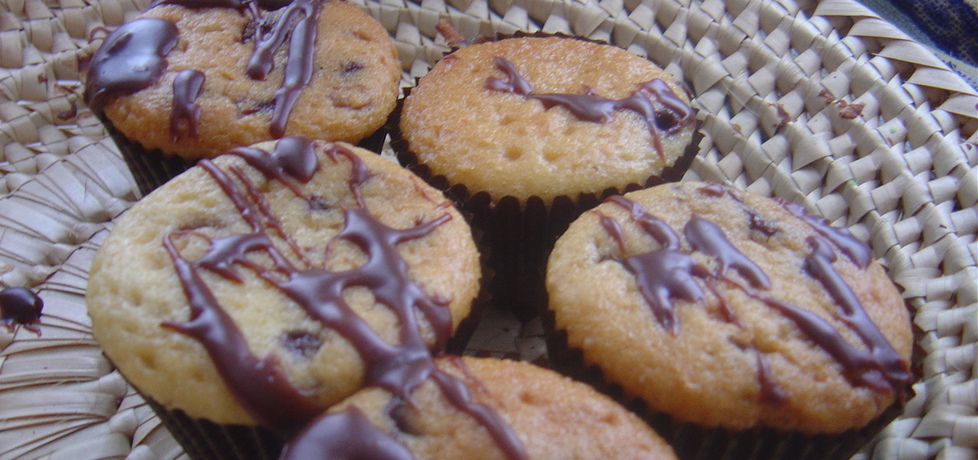 Muffinki nadziewane czekoladą (autor: magdaxxx ...