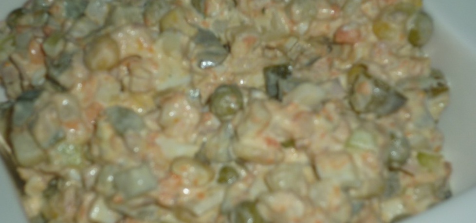 Pyszna sałatka z tuńczykiem (autor: wafelek2601)