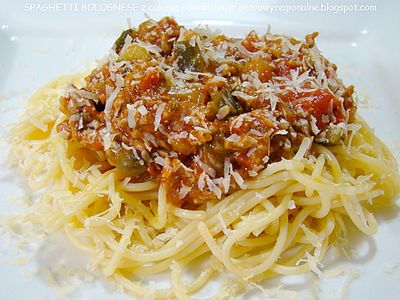 Spaghetti bolognese z bakłażanem i cukinią ...