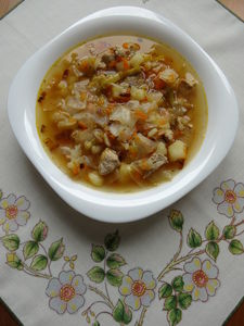 Jesienna jarzynowa zupa z mięsem