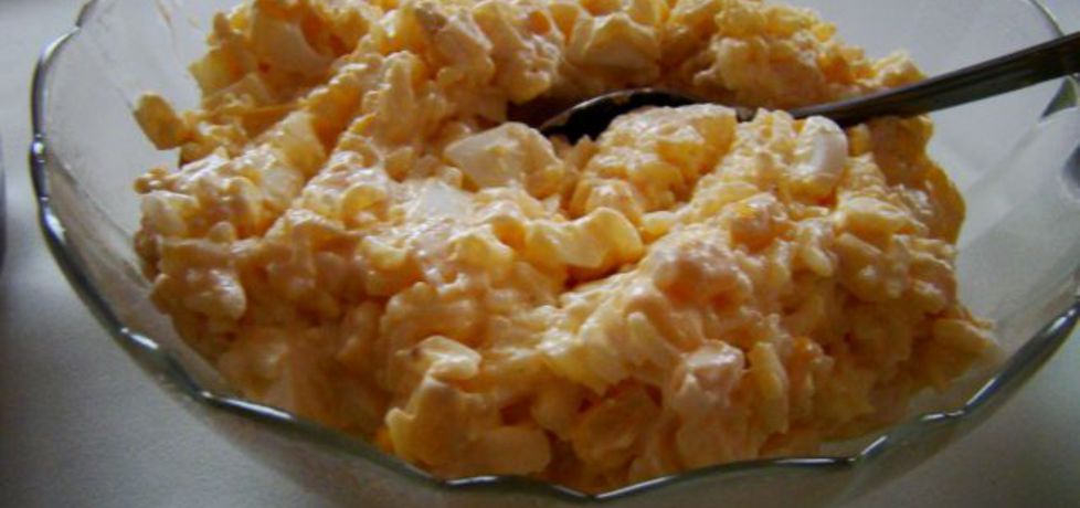 Sałatka z ryżu kukurydzy i jajek z sosem czosnkowym (autor: iwa643 ...