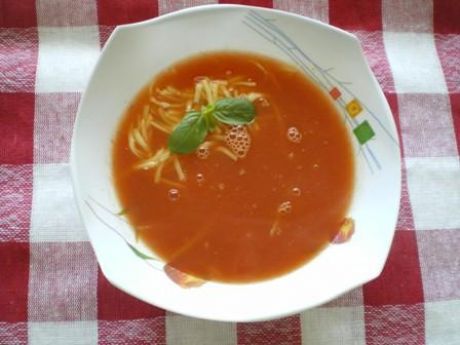 Mistrzowie kuchni: zupa pomidorowa. gotujmy.pl