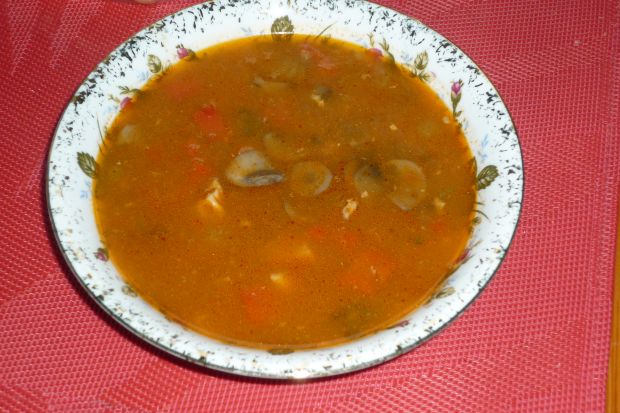 Przepis  pożywna zupa z czosnkiem przepis
